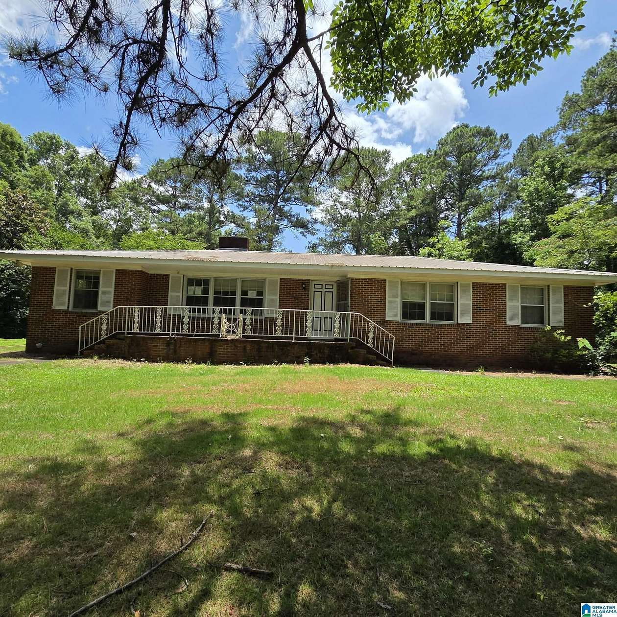 3.7 Acres of Land with Home for Sale in Sylacauga, Alabama