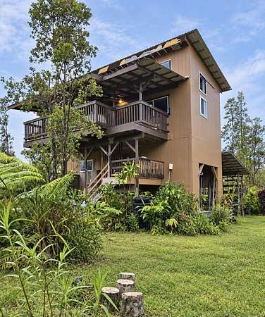 2 Acres of Land with Home for Sale in Mountain View, Hawaii