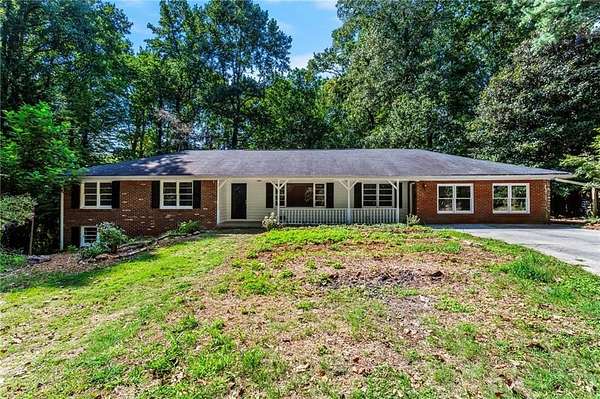 1.87 Acres of Land with Home for Sale in Decatur, Georgia