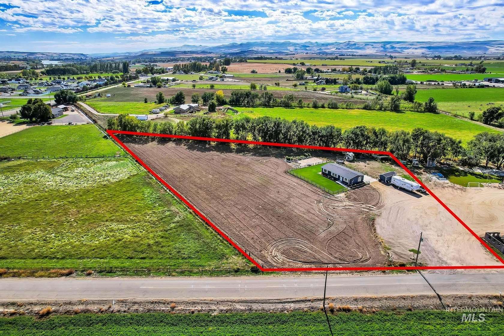 2.83 Acres of Land with Home for Sale in Marsing, Idaho