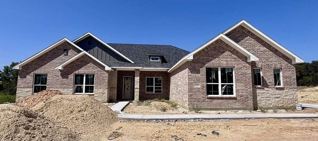 2 Acres of Land with Home for Sale in Weatherford, Texas