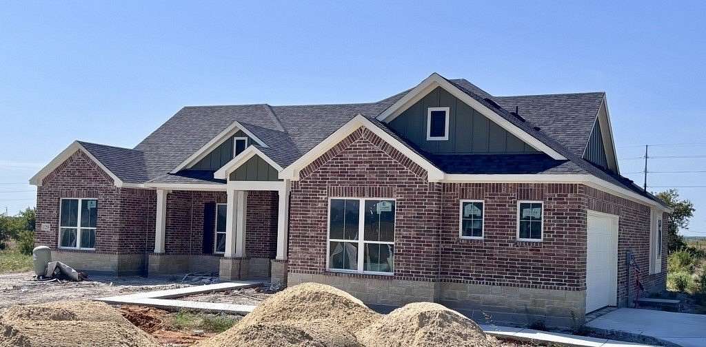 2 Acres of Land with Home for Sale in Weatherford, Texas
