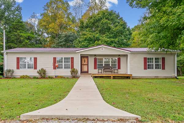 17 Acres of Land with Home for Sale in Cumberland City, Tennessee
