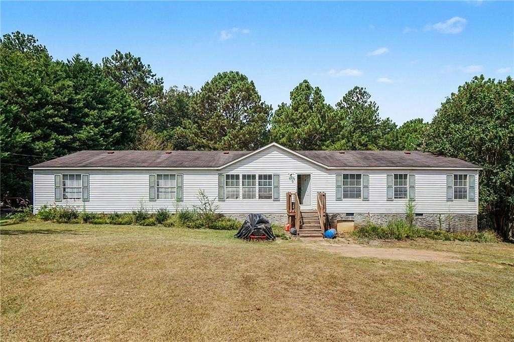 2.1 Acres of Land with Home for Sale in Madison, Georgia