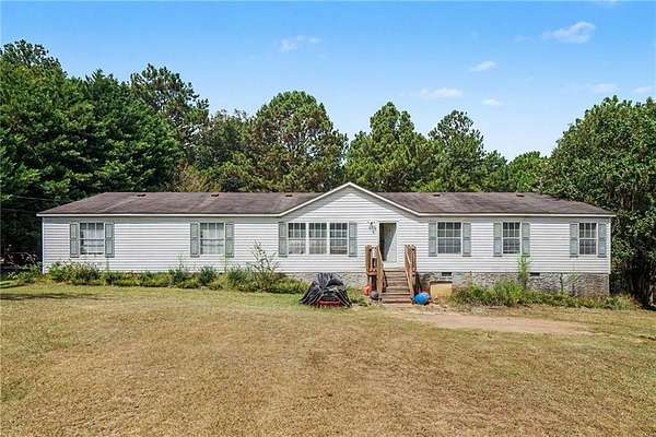 2.1 Acres of Land with Home for Sale in Madison, Georgia