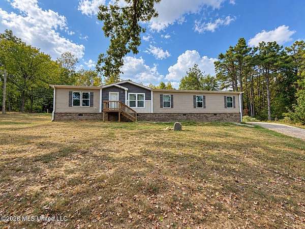 4.2 Acres of Land with Home for Sale in Senatobia, Mississippi