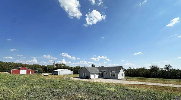 13.6 Acres of Land with Home for Sale in Berryton, Kansas