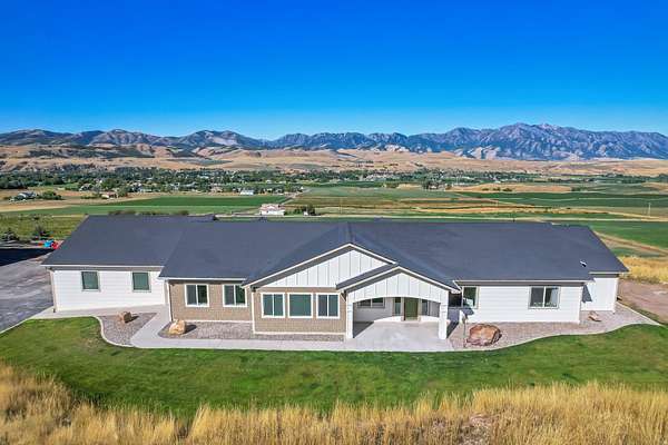 3.4 Acres of Land with Home for Sale in Paradise, Utah