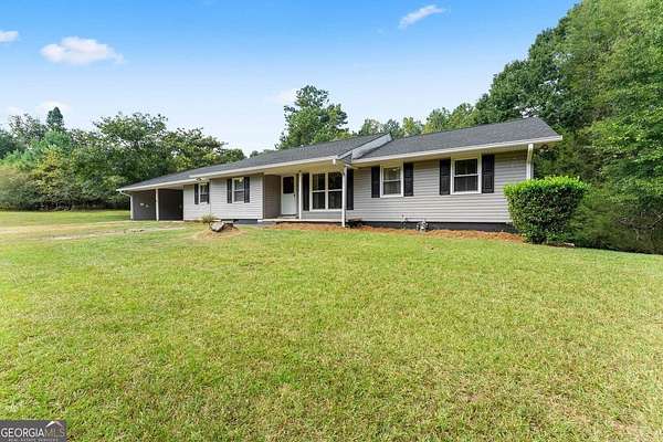 7.1 Acres of Land with Home for Sale in Gainesville, Georgia