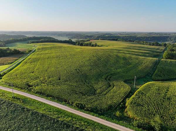 75.1 Acres of Land for Sale in Bellevue, Iowa