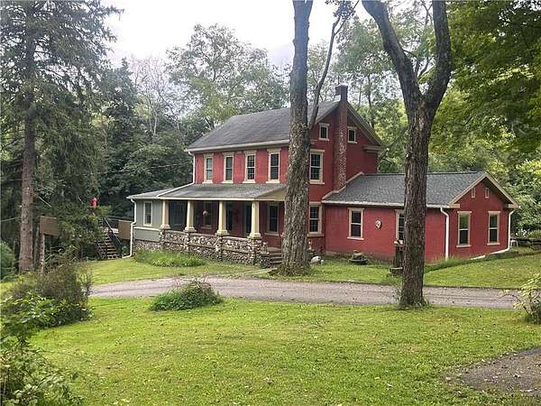 6.7 Acres of Land with Home for Sale in Upper Mount Bethel Township, Pennsylvania