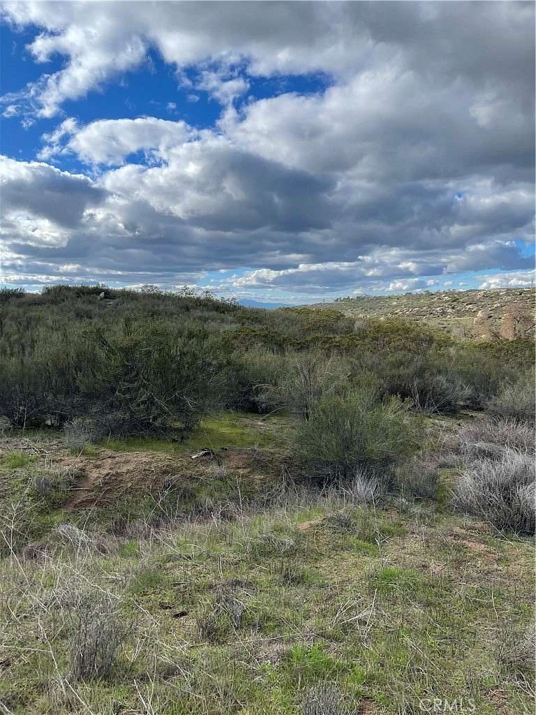 19.2 Acres of Land for Sale in Hemet, California
