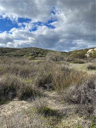 20 Acres of Land for Sale in Hemet, California