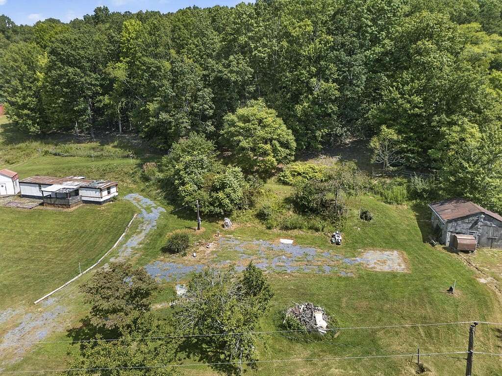 7.5 Acres of Residential Land for Sale in Marion, Virginia
