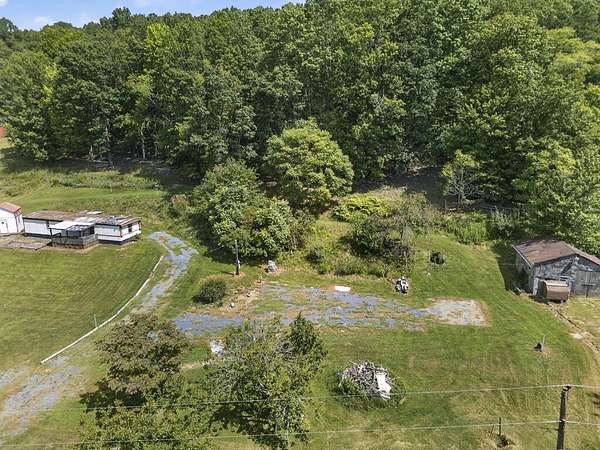 7.5 Acres of Residential Land for Sale in Marion, Virginia