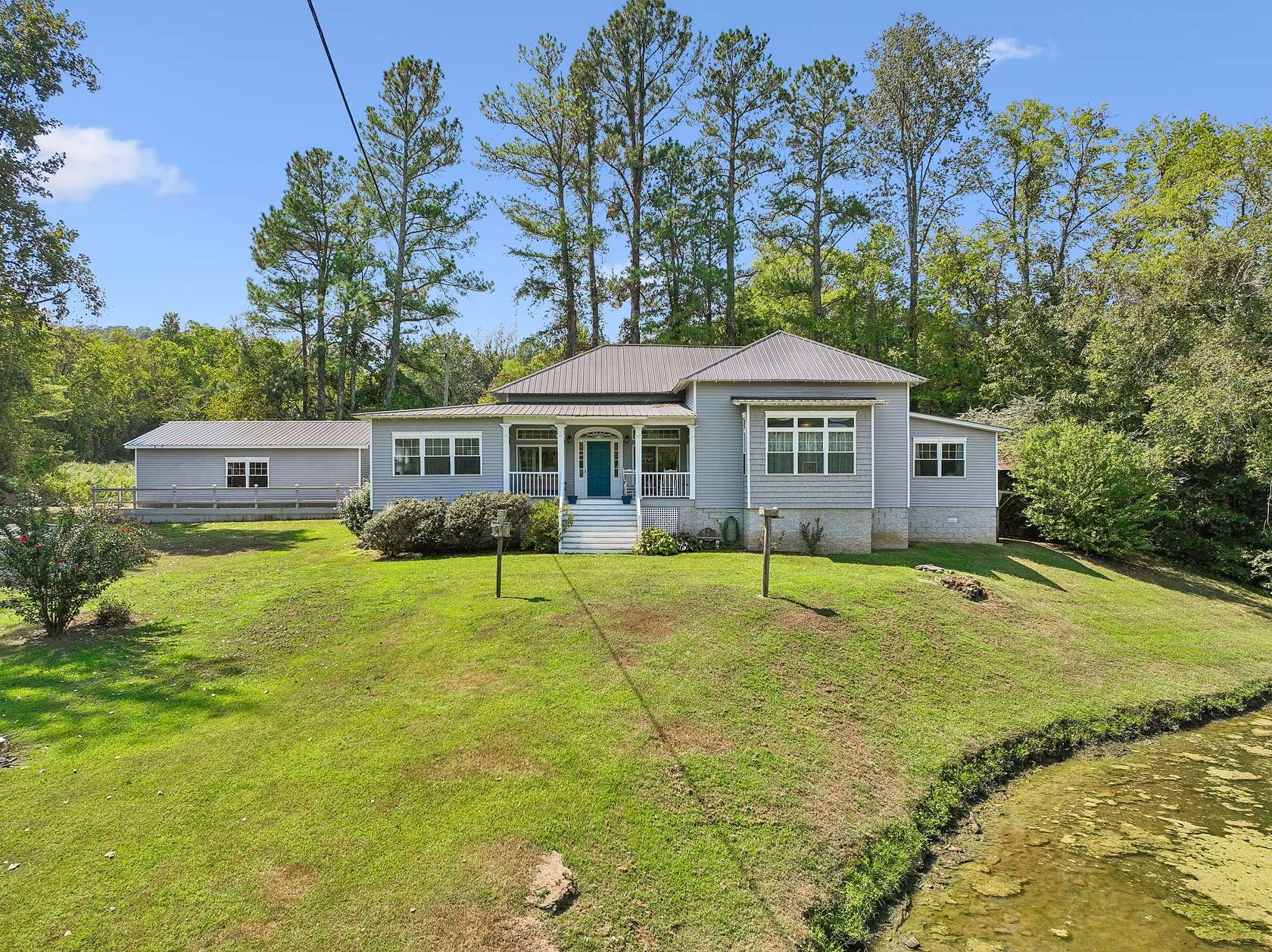 1.52 Acres of Land with Home for Sale in Gainesboro, Tennessee