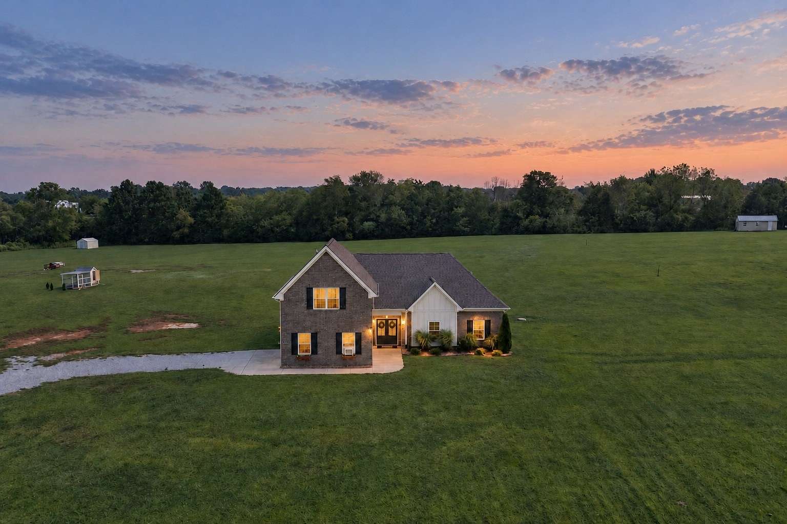 5.37 Acres of Land with Home for Sale in Unionville, Tennessee