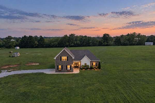 5.37 Acres of Land with Home for Sale in Unionville, Tennessee