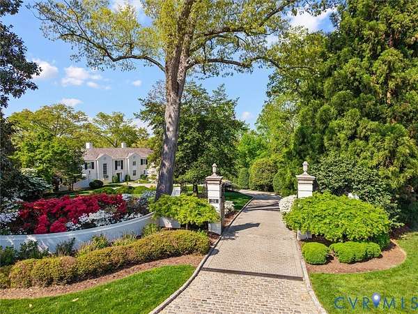 2.15 Acres of Land with Home for Sale in Richmond, Virginia