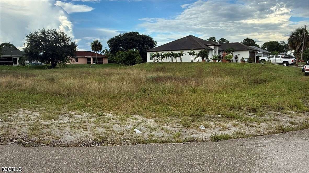 0.25 Acres of Residential Land for Sale in Lehigh Acres, Florida