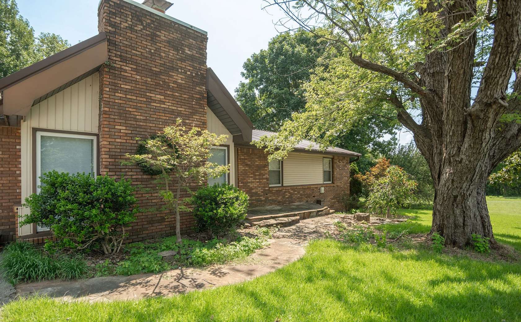 1.8 Acres of Land with Home for Sale in Campbell, Missouri