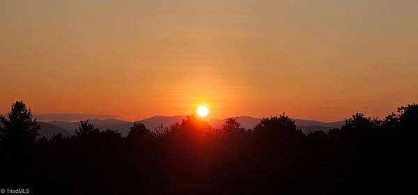25.4 Acres of Recreational & Residential Land for Sale in North Wilkesboro, North Carolina