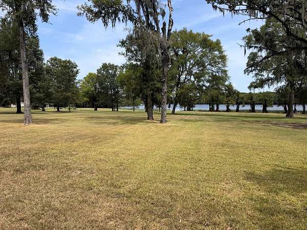2 Acres of Residential Land for Sale in Campti, Louisiana