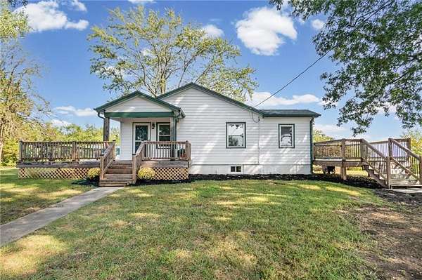3.3 Acres of Land with Home for Sale in Kearney, Missouri