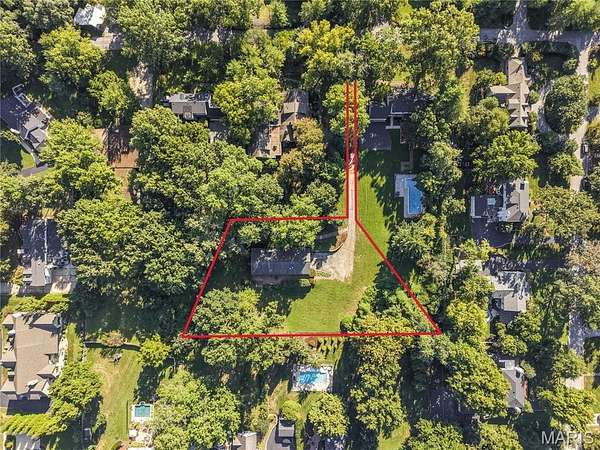 0.93 Acres of Residential Land for Sale in Ladue, Missouri