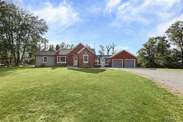 10 Acres of Land with Home for Sale in Centralia, Illinois