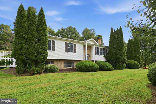 1.68 Acres of Land with Home for Sale in Front Royal, Virginia
