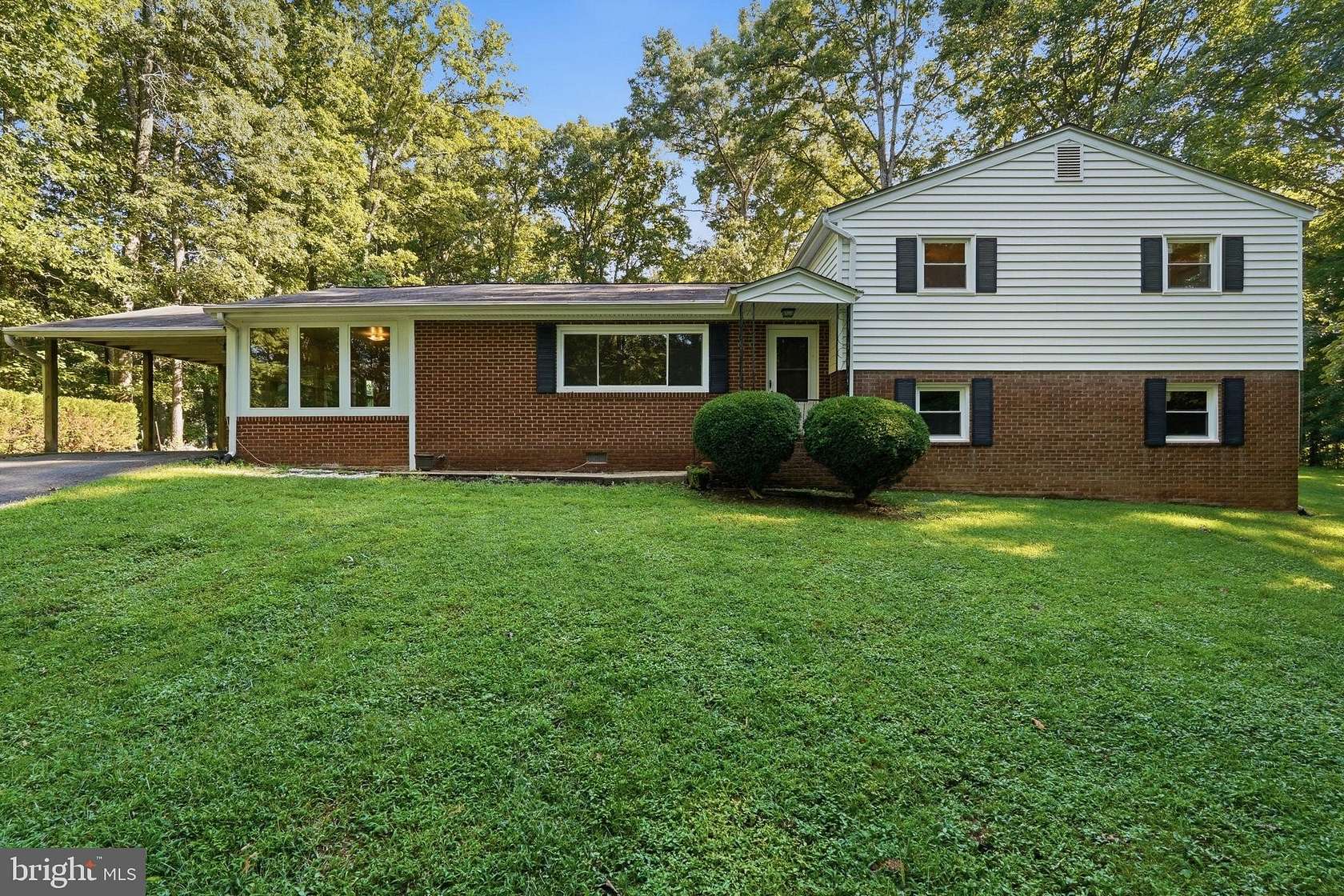 3 Acres of Land with Home for Sale in Manassas, Virginia