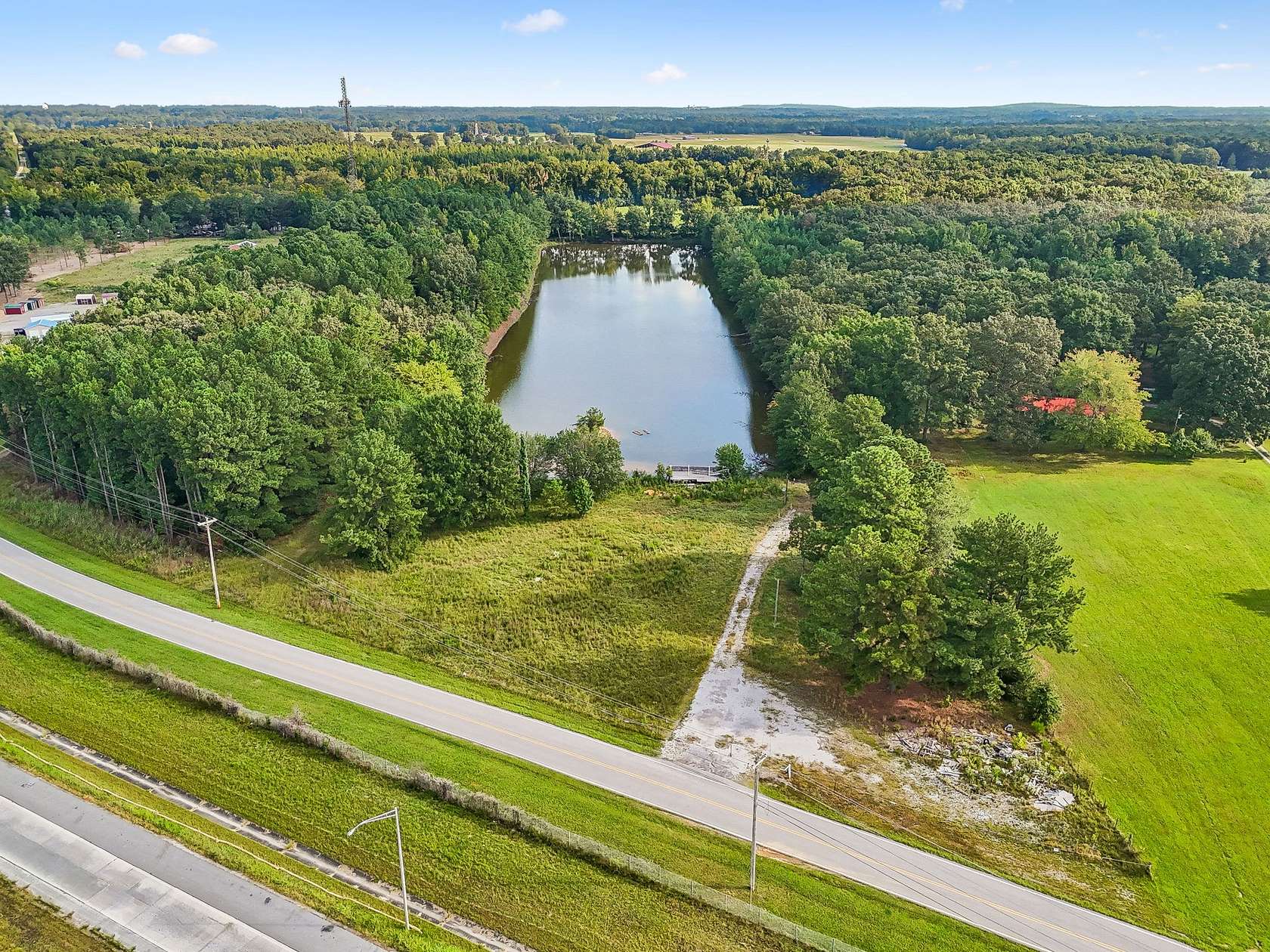 1.25 Acres of Commercial Land for Sale in Manchester, Tennessee
