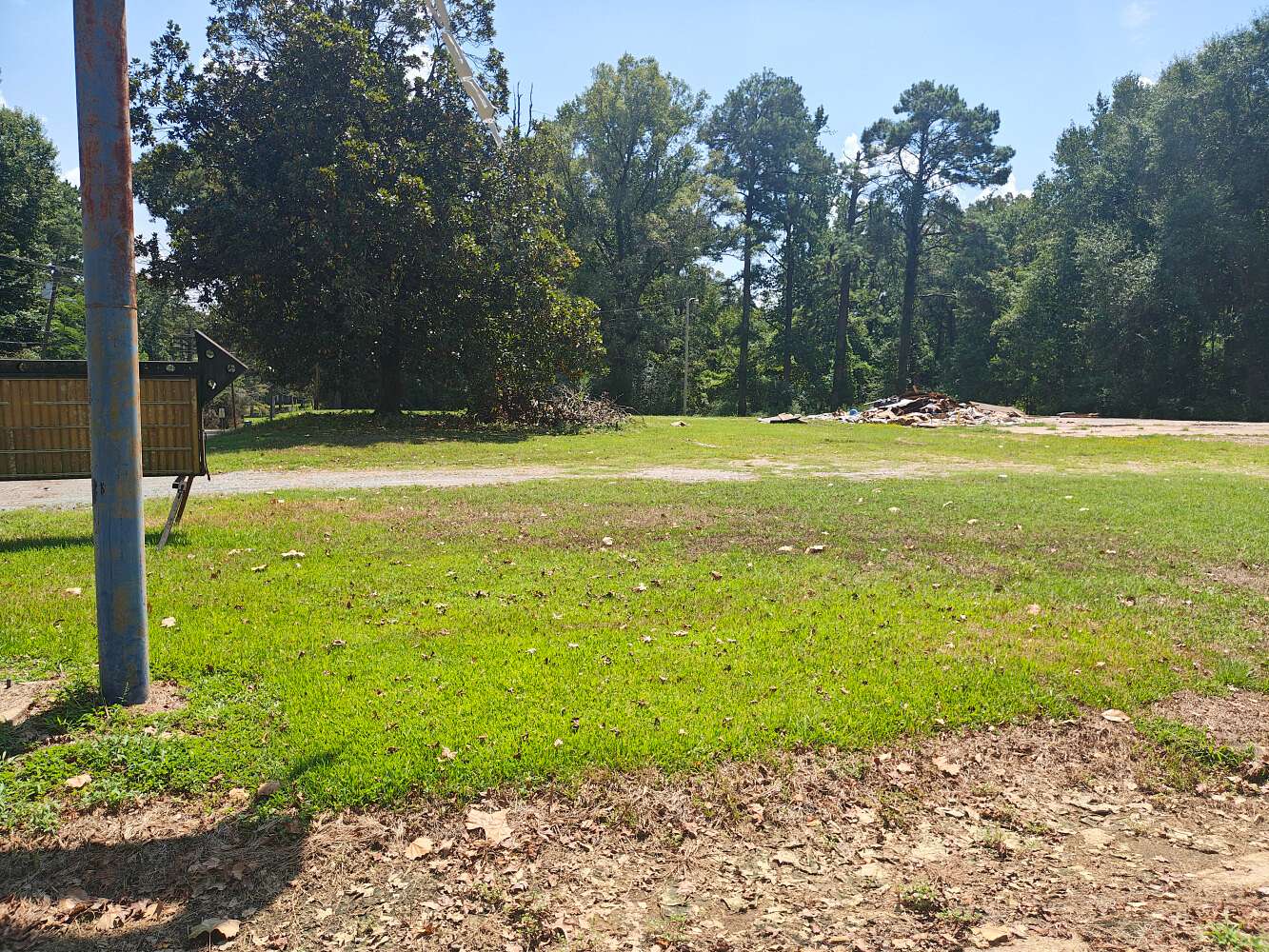1.3 Acres of Land for Sale in Bastrop, Louisiana