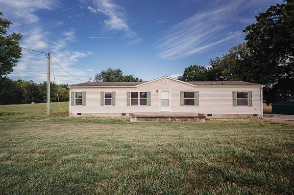 5.32 Acres of Land with Home for Sale in Corydon, Kentucky
