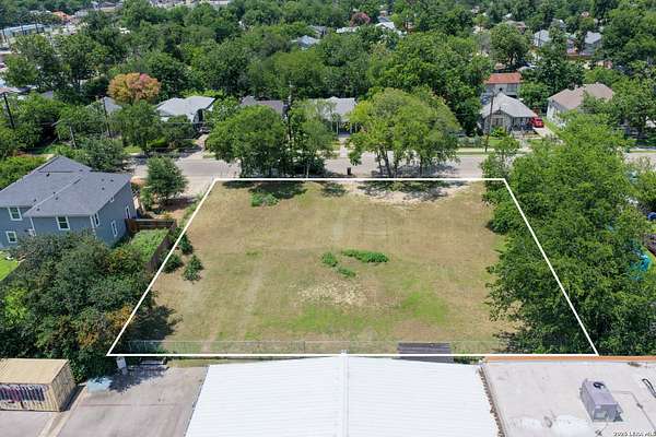 0.4 Acres of Mixed-Use Land for Sale in San Antonio, Texas