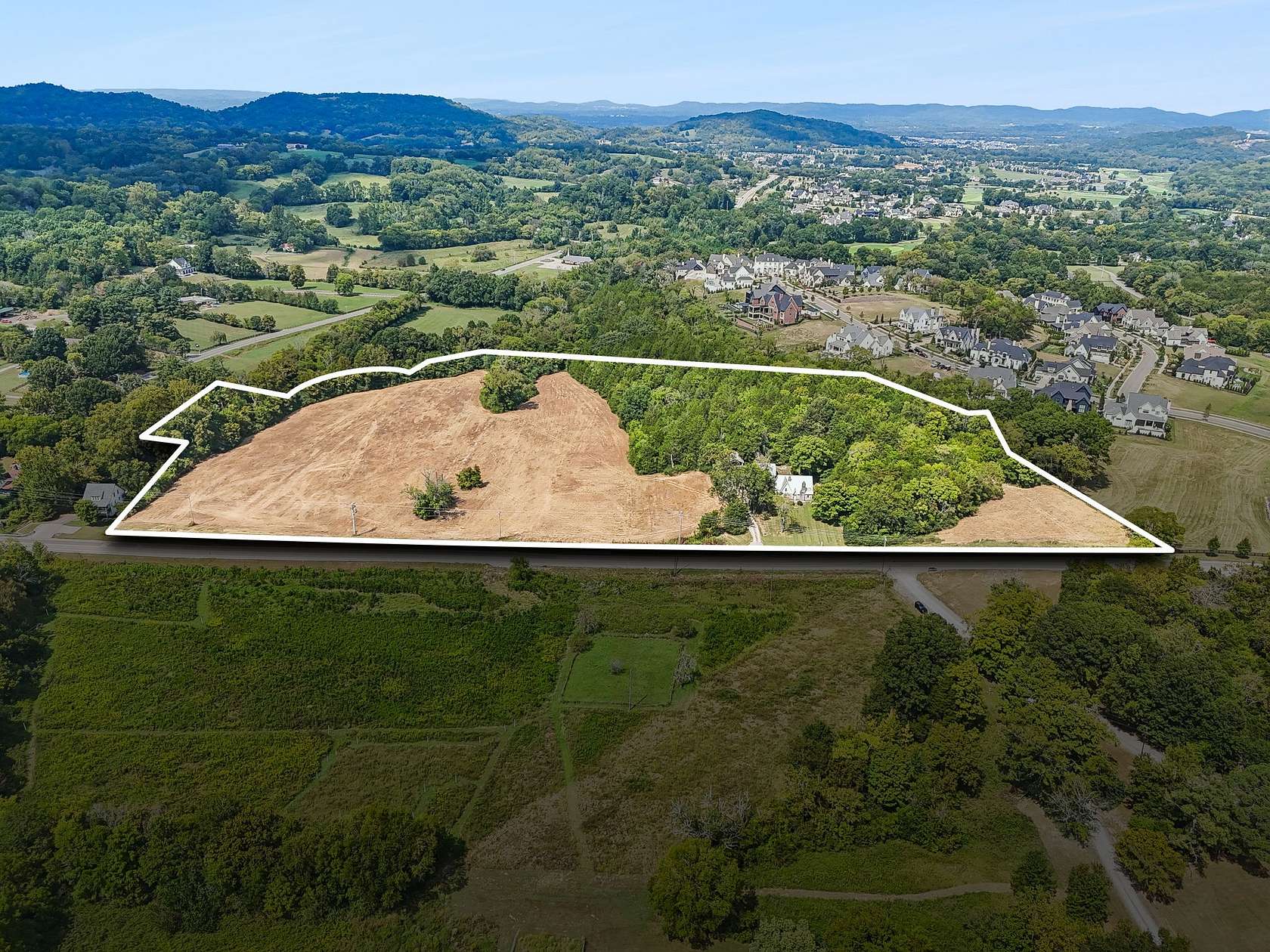 17 Acres of Agricultural Land for Sale in College Grove, Tennessee