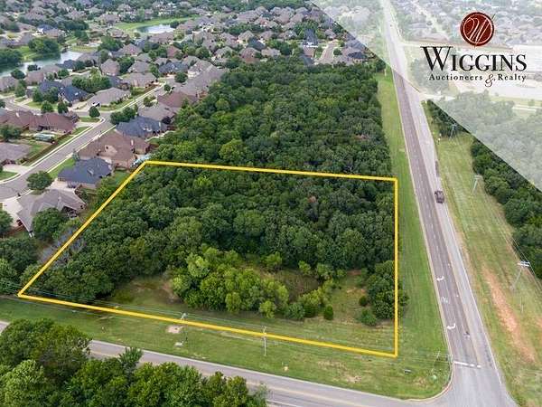 4.32 Acres of Commercial Land for Auction in Edmond, Oklahoma