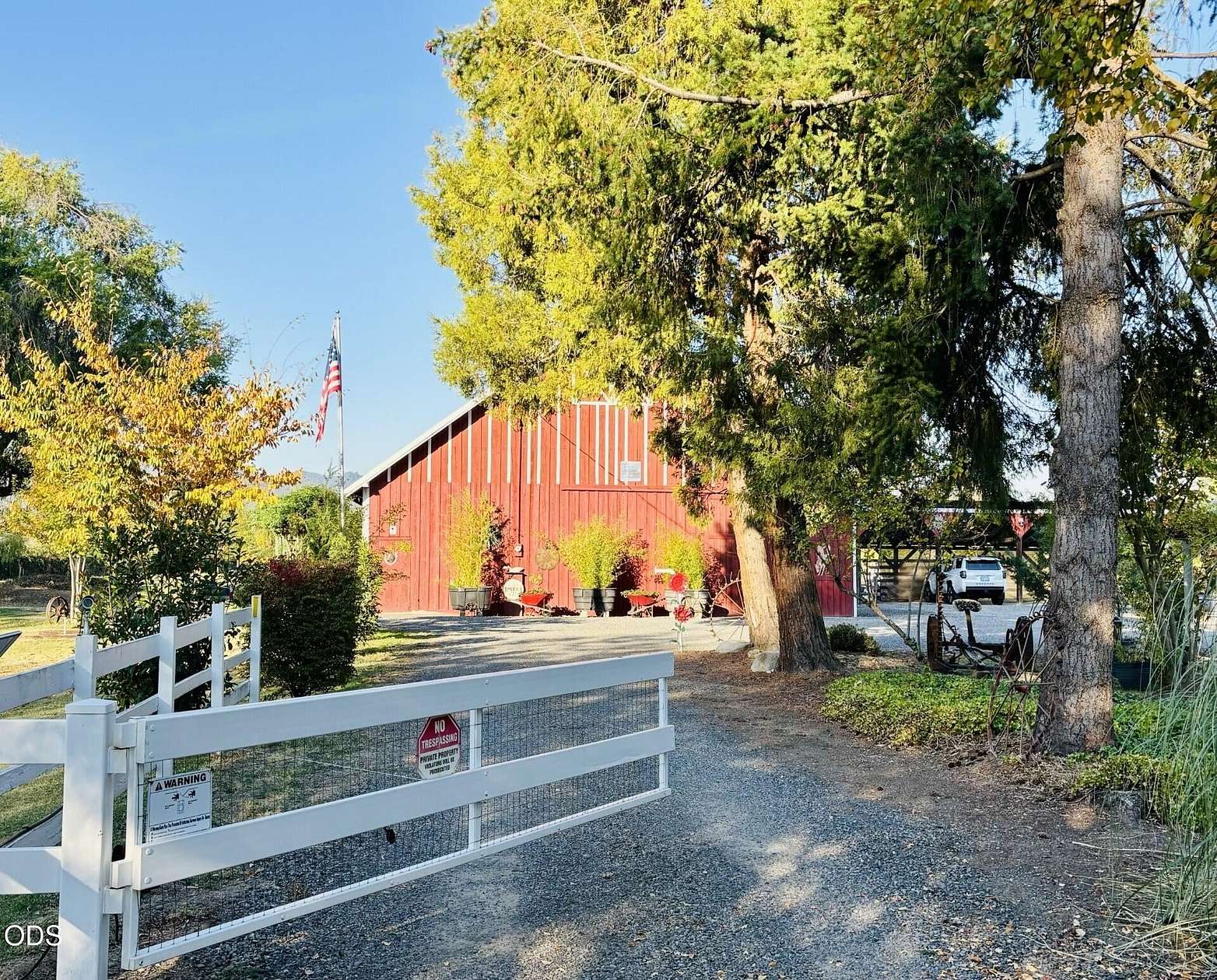 5 Acres of Land with Home for Sale in Central Point, Oregon