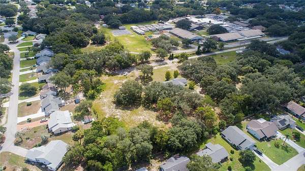 5 Acres of Residential Land for Sale in Leesburg, Florida