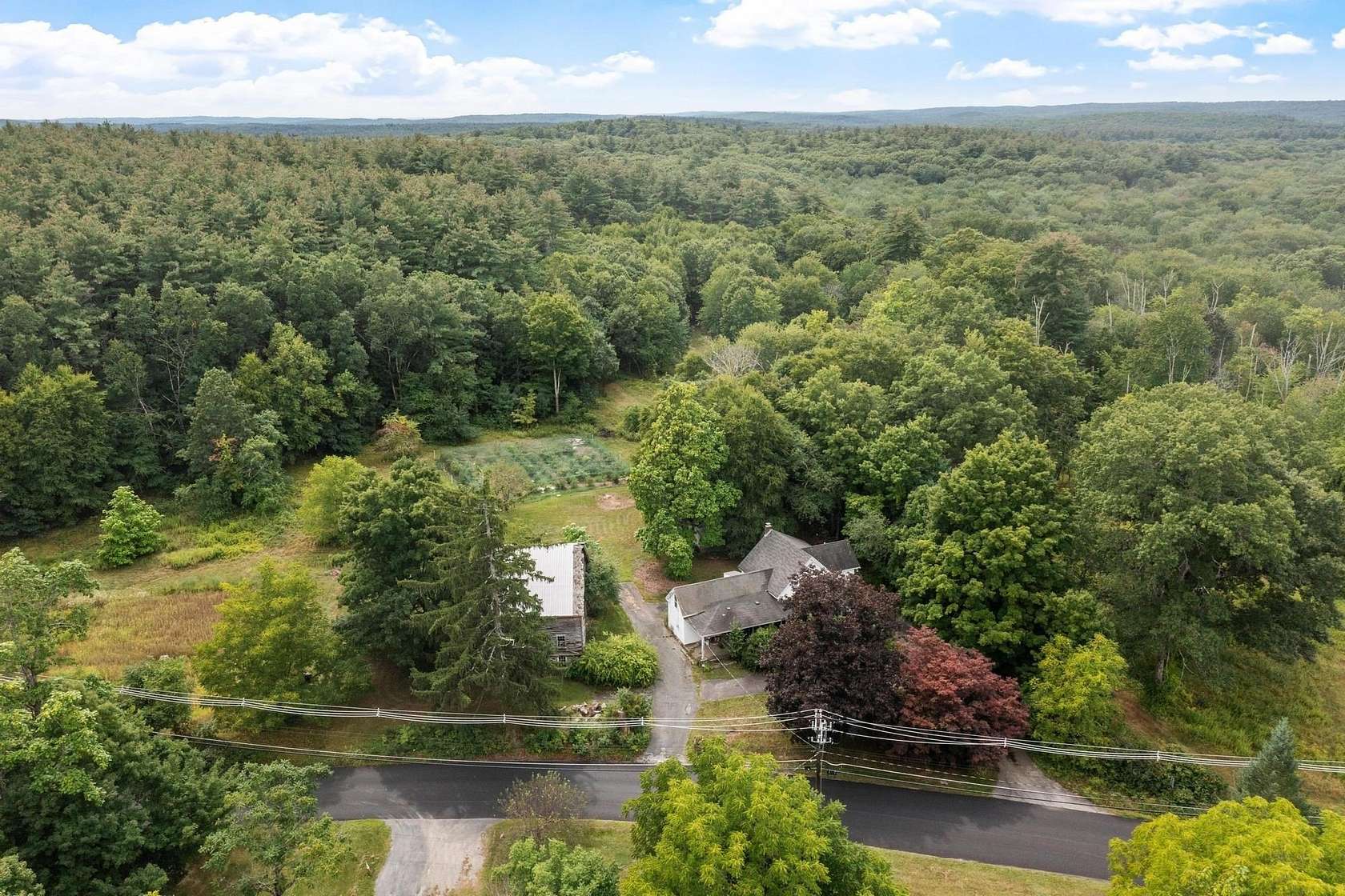 18.6 Acres of Land for Sale in Boxborough Town, Massachusetts