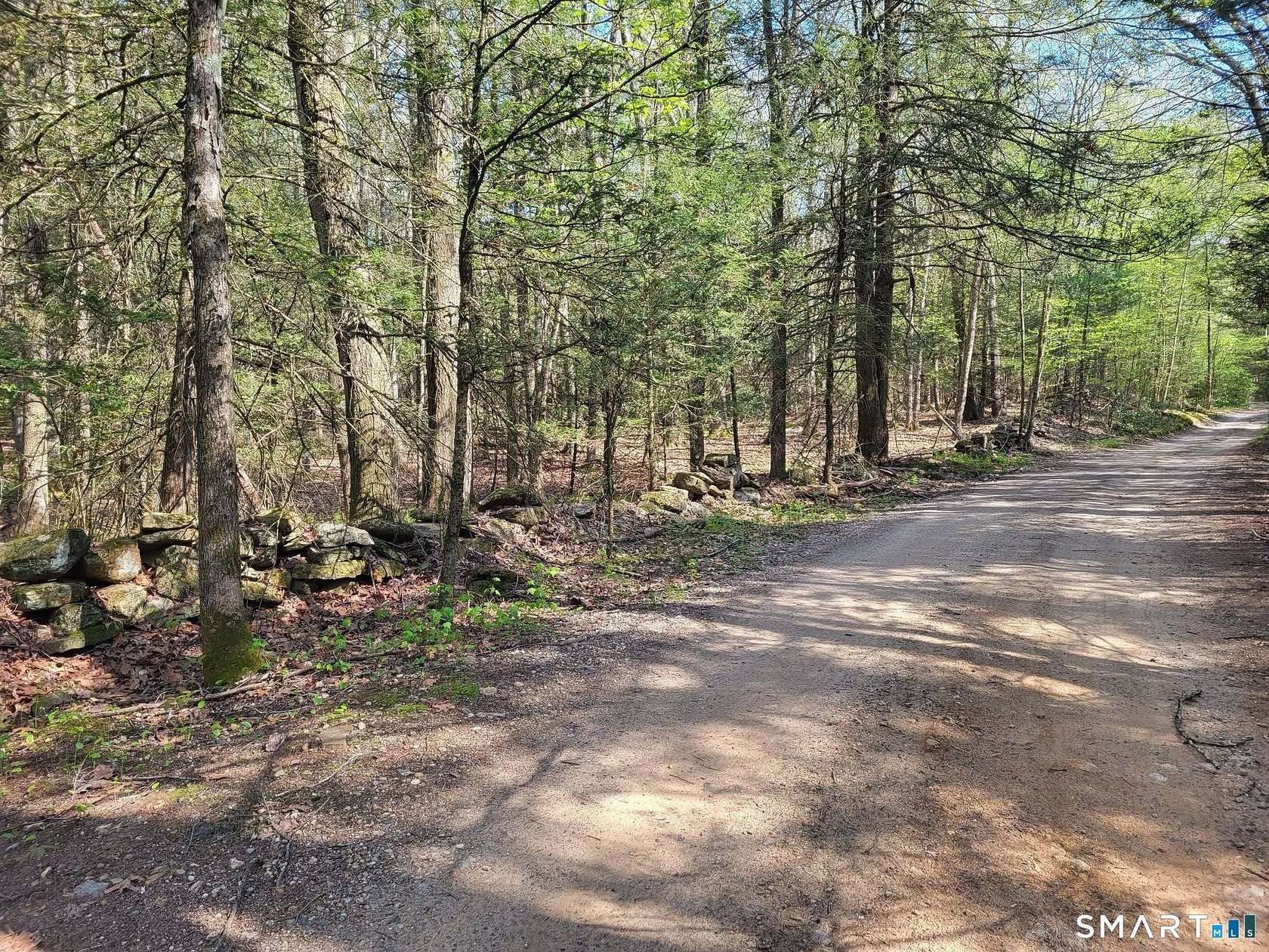 22 Acres of Recreational & Residential Land for Sale in Woodstock, Connecticut