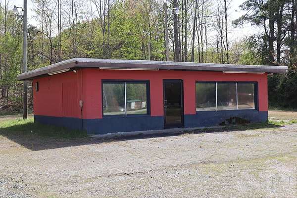 2 Acres of Improved Mixed-Use Land for Sale in Rocky Mount, Virginia