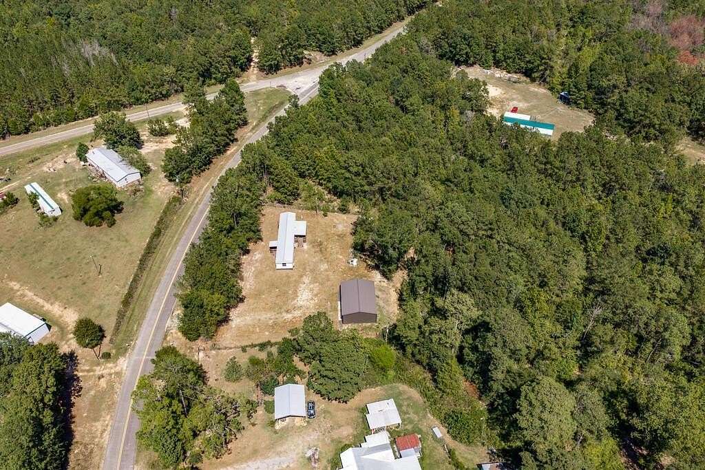 2 Acres of Land with Home for Sale in Georgetown, Georgia