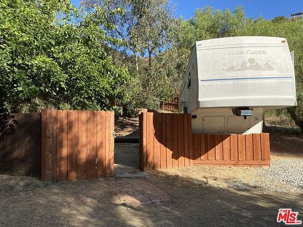 1 Acre of Land with Home for Lease in Topanga, California