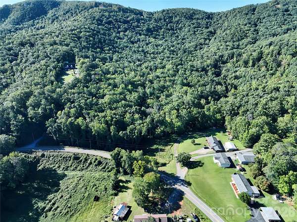 25.5 Acres of Recreational & Residential Land for Sale in Valdese, North Carolina