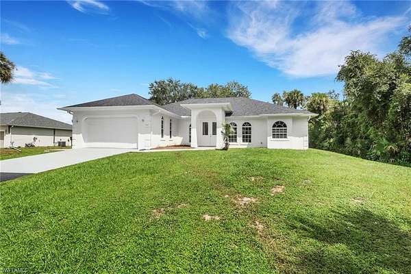 2.27 Acres of Land with Home for Sale in Naples, Florida