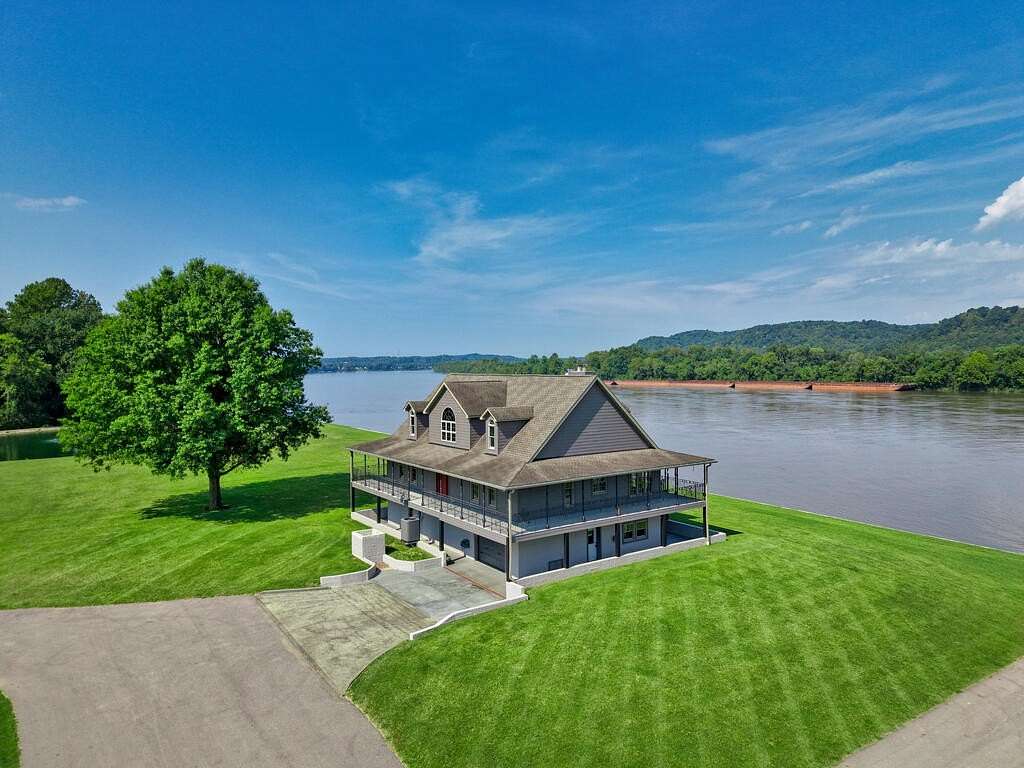 7 Acres of Land with Home for Sale in St. Marys, West Virginia