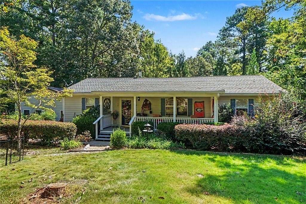 3.26 Acres of Land with Home for Sale in Buckhead, Georgia