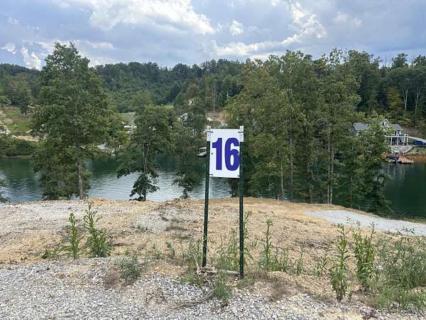 0.33 Acres of Land for Sale in East Bernstadt, Kentucky